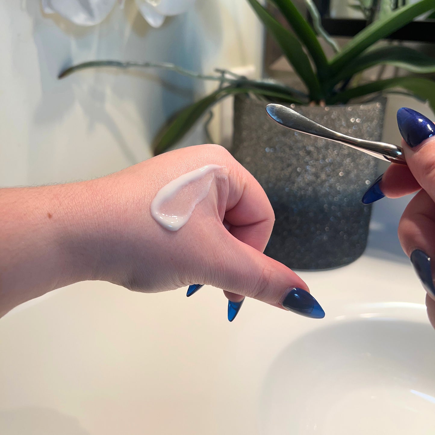 Natural Sun Shield Facial Moisturizer