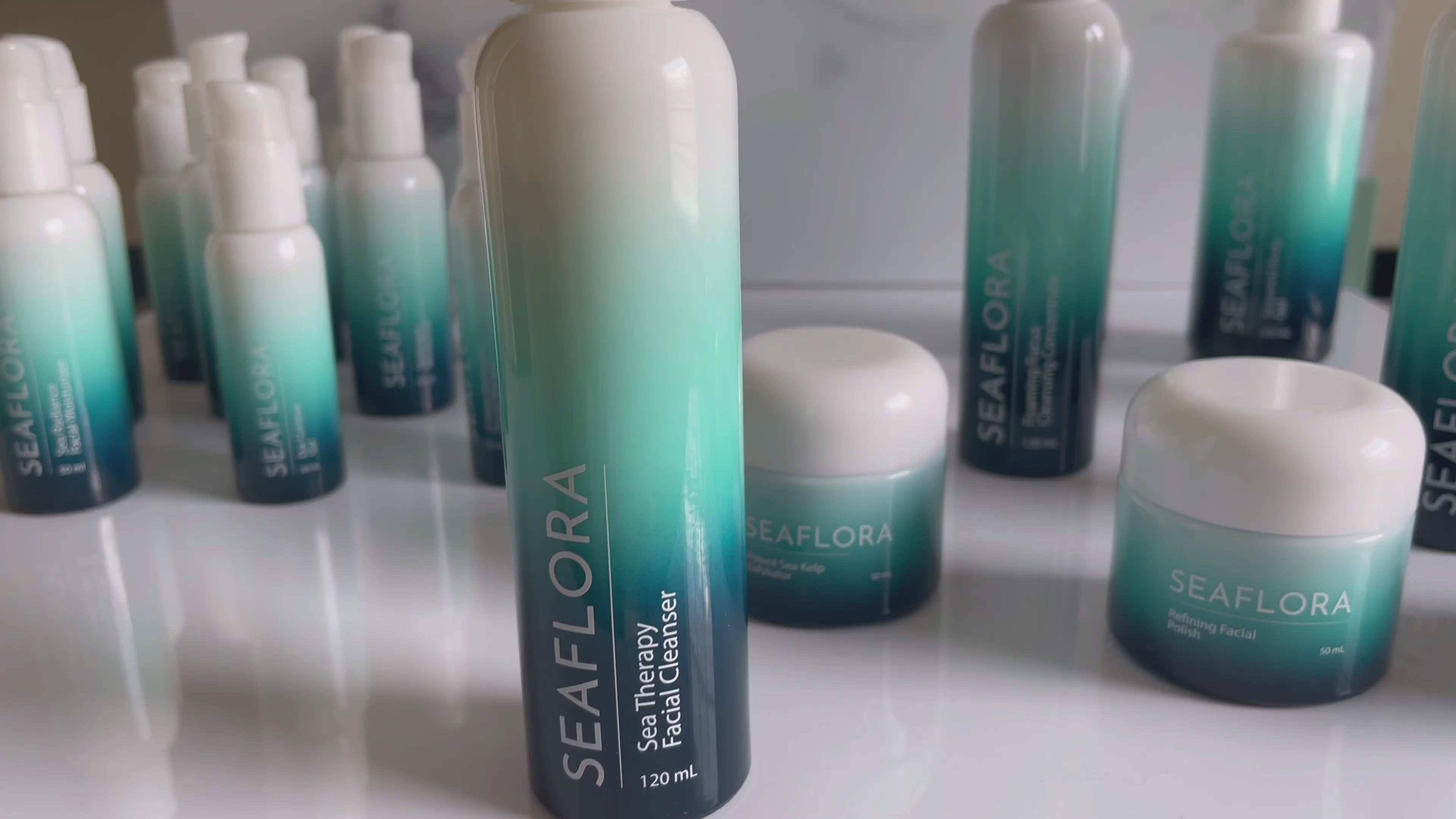 Sea Therapy Facial Cleanser: Deeply Hydrate for Supple Skin