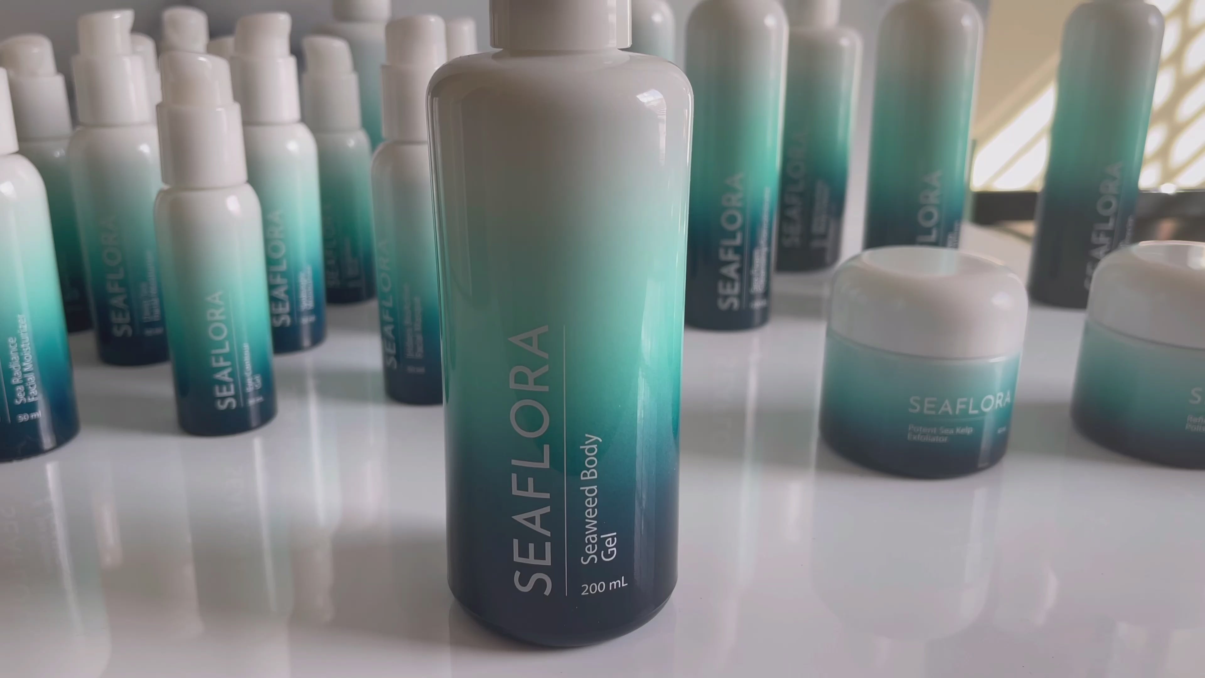 Seaweed Body Gel: This Liquid Gold Is The Best Multi-Use Product